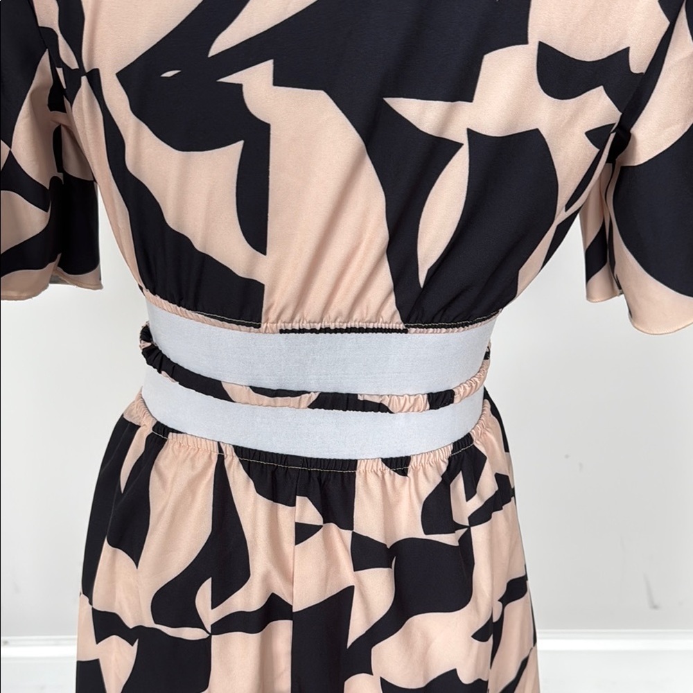 SHEIN Black and Cream Patterned Mini Dress Sz XS - Picture 6 of 7